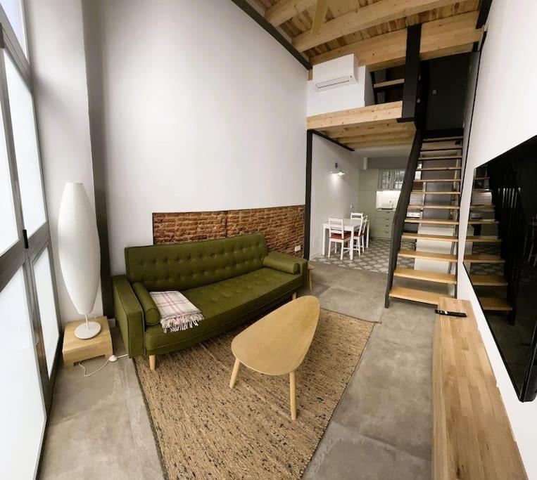 Stylish And Modern Loft In Madrid Centreアパートメント エクステリア 写真